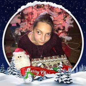 Meet your Posher, Carrie